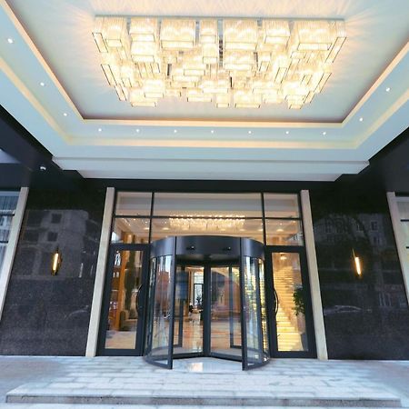 The Rumi Hotel & Residences Душанбе Экстерьер фото
